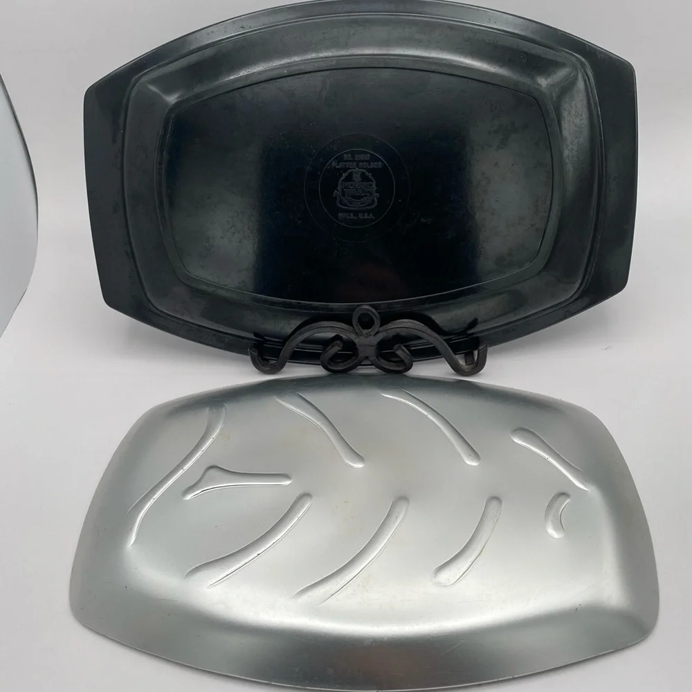Nordic Ware Sizzling Steak & Fajita Servers Set of 4 Heat-Resistant Trays VTG